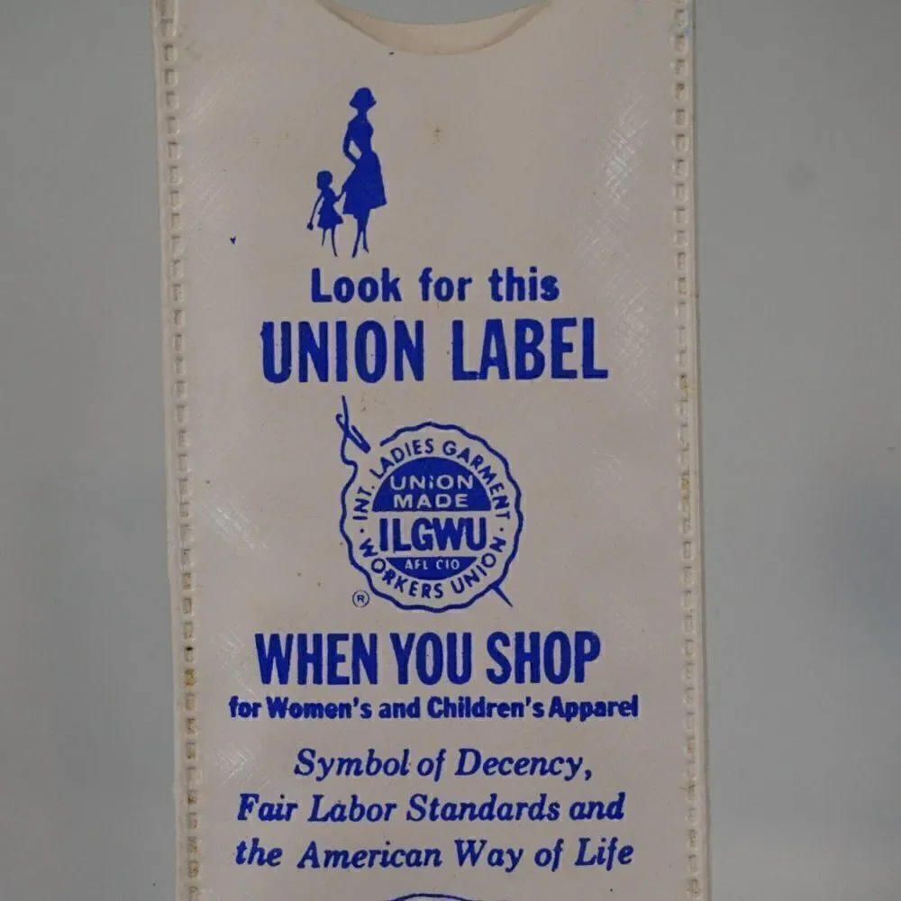 ILGWU Union Label Vintage Sewing Mending Kit Ladies Garment Workers Union